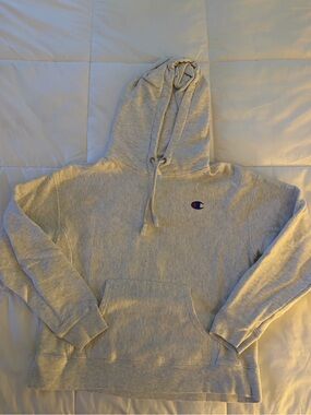 Champion Light Gray Crewneck Hoodie with Small Logo